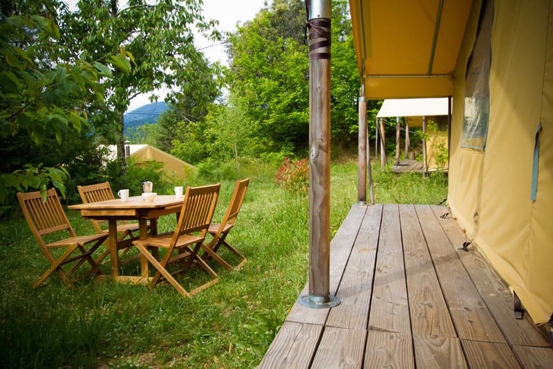 Hébergement AbracadaRoom : Tente Canadienne avec poêle à bois - Image 3