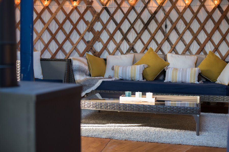 Hébergement AbracadaRoom : Belle et grande yourte mongole de 65m2 - Image 7