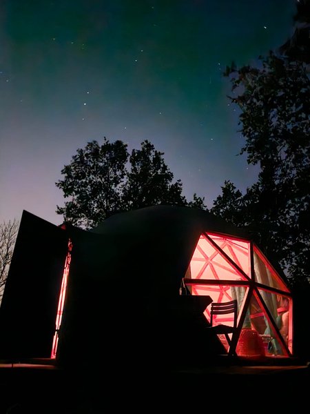 Hébergement AbracadaRoom : N°12 - Voyage Cosmique + SPA privatisable 1h inclus - Image 16