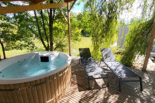 Cabane sur l'eau Ain