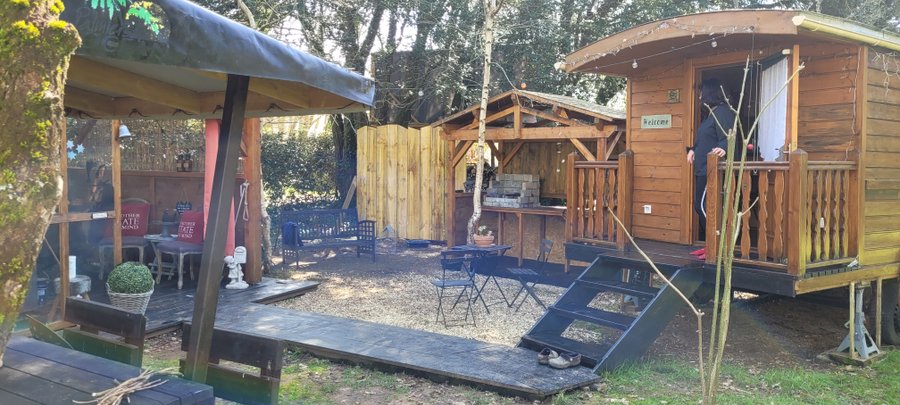 Domaine AbracadaRoom : La Roulotte d'Emilie - Image 2