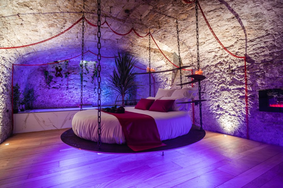 Hébergement AbracadaRoom : Chambre l'Envoûtée - Image 2