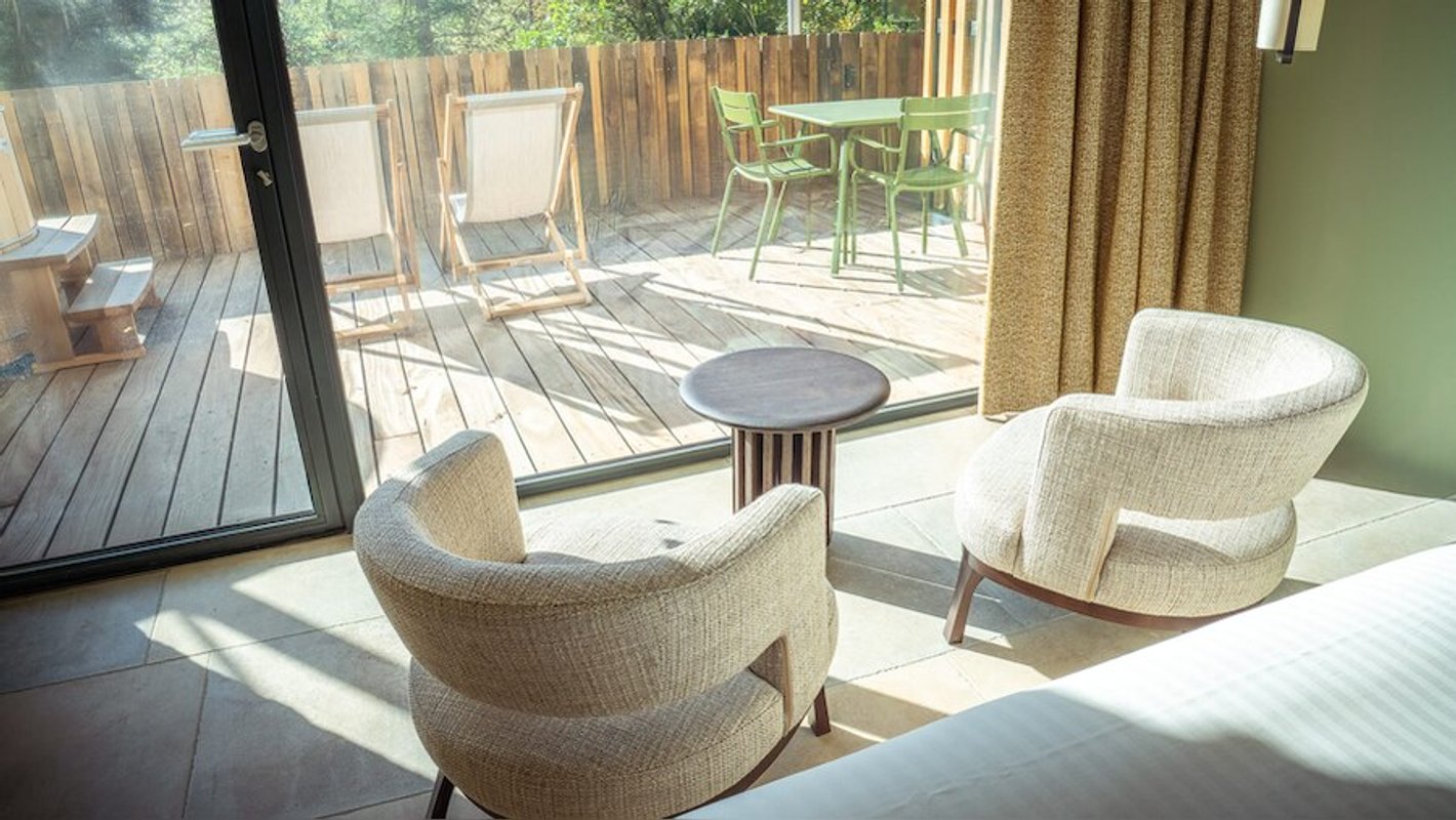 Suite Prestige Terrasse: sauna & bain nordique privatifs à Nazelles-Negron (11)