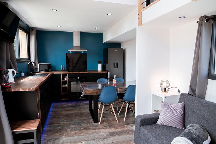 Hébergement AbracadaRoom : Tiny contemporaine & Spa - Image 17