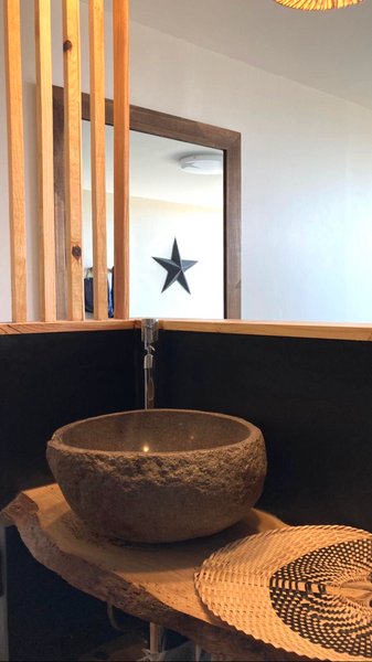 Hébergement AbracadaRoom : La Suite vue panoramique et Spa - Image 18