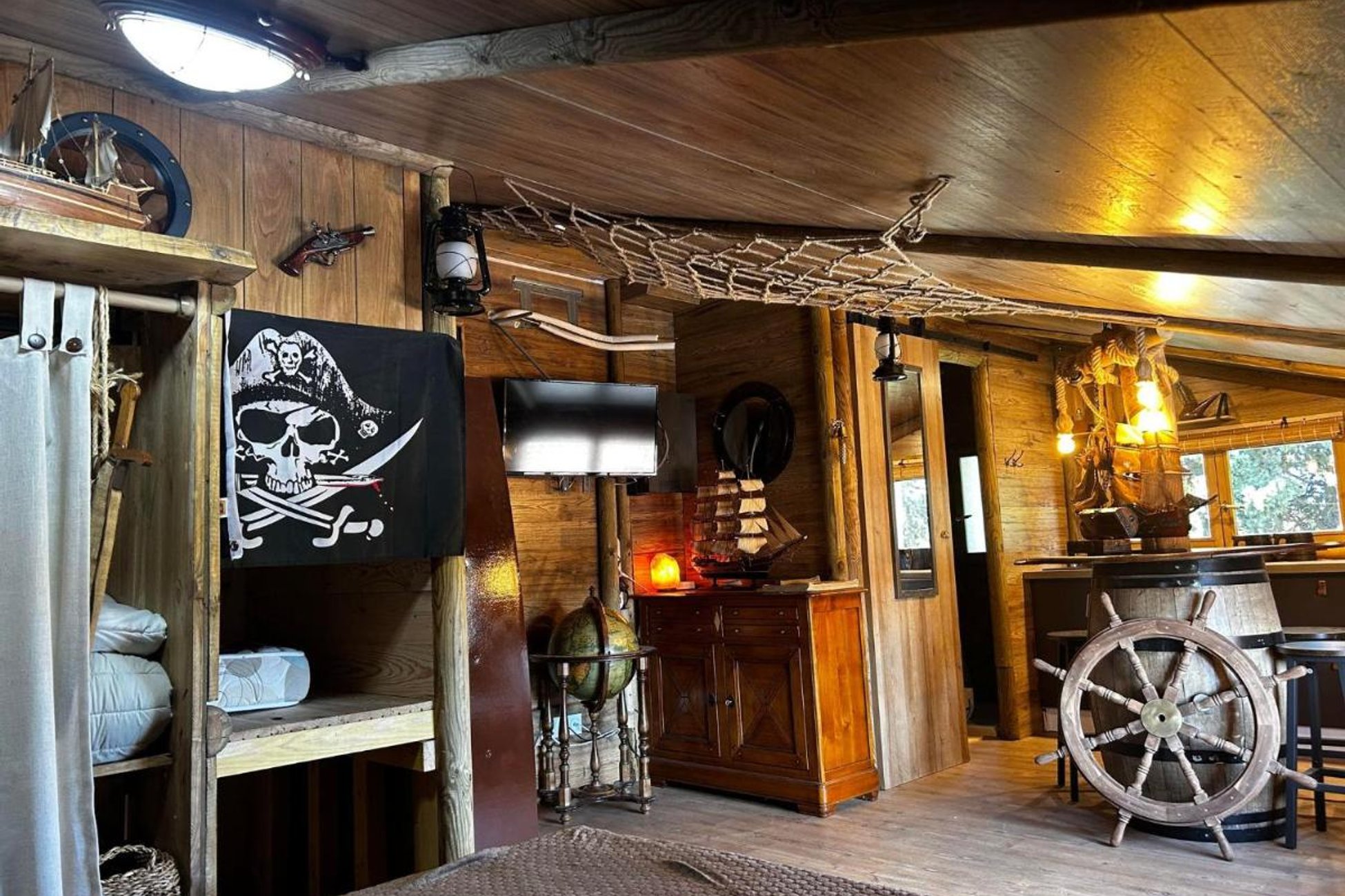 Hébergement UnicStay : La Chambre des Pirates à Sainte Marie La Mer