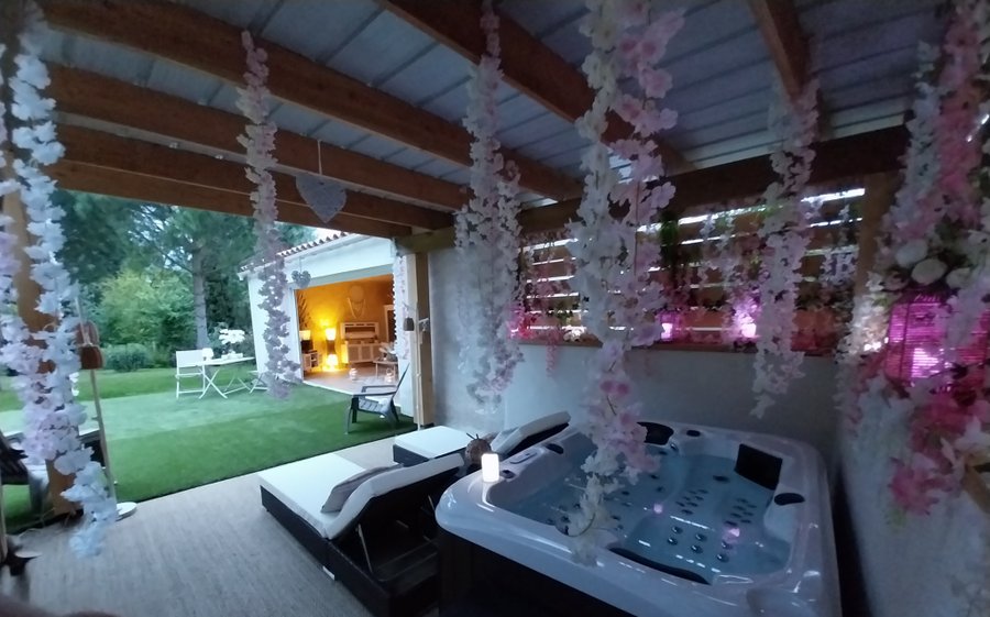 Hébergement AbracadaRoom : "M"ANON-Dôme Géodésique, piscine, spa et sauna. - Image 29