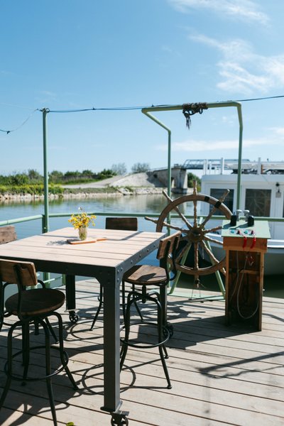 Hébergement AbracadaRoom : La cabane à fleur d’eau - Image 3