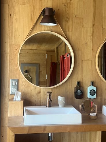 Hébergement AbracadaRoom : Suite « Racimes » & Spa - Image 12