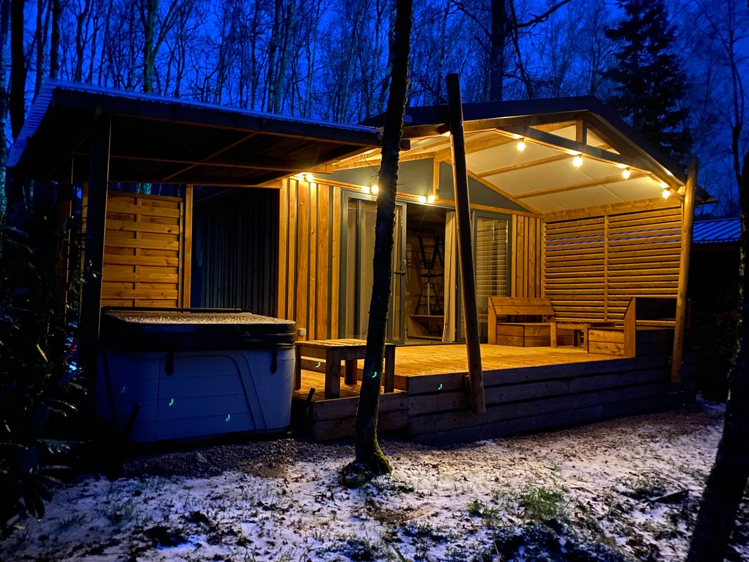 HY•Lødge Spa-2pers N°1 (Chalet nature avec spa privatif) à Anould (21)