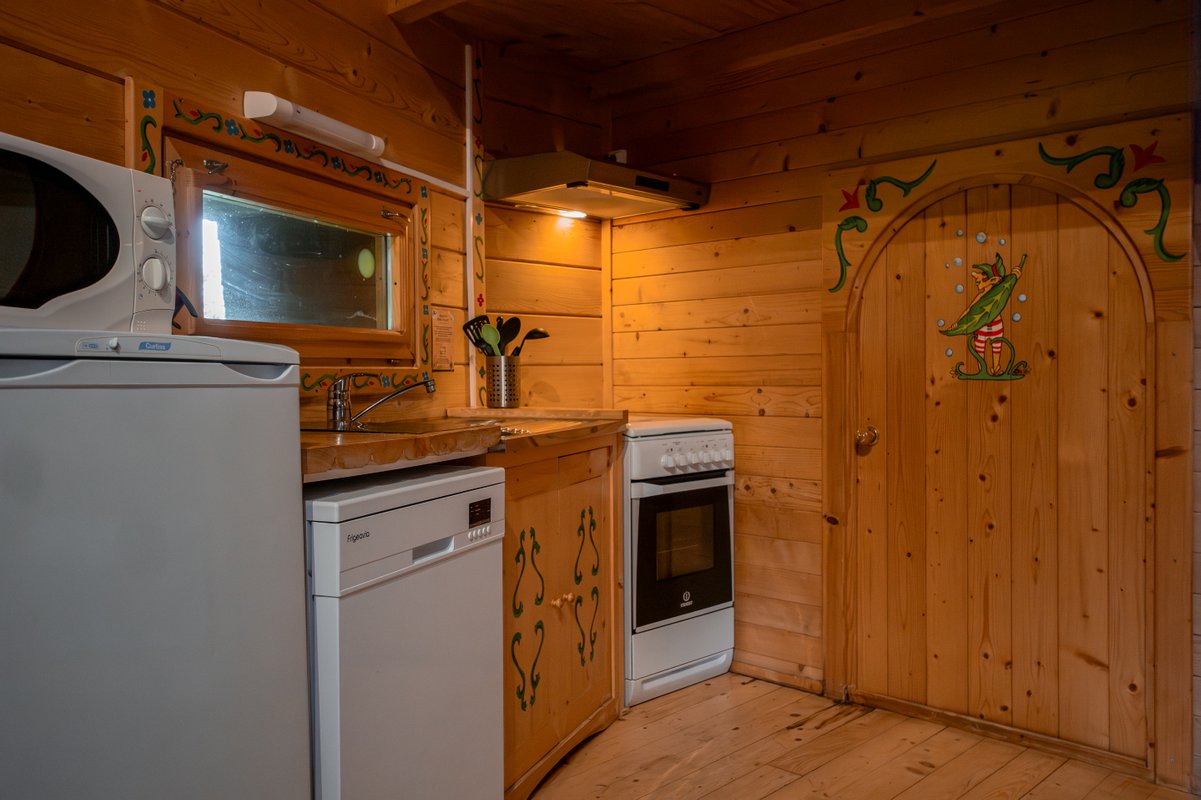 Maison Escargot : Hébergement insolite au Domaine de Dienné