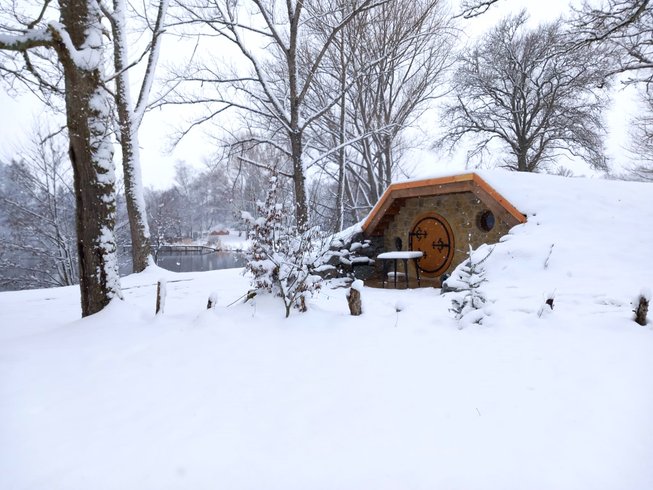 Hébergement AbracadaRoom : Antre du Hobbit au bord d'un lac - Image 12