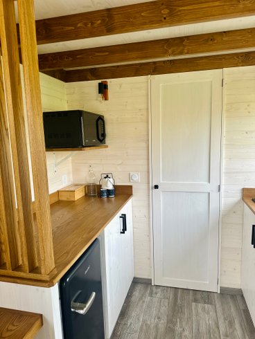 Hébergement AbracadaRoom : Tiny house des 4 vents & Bain nordique - Image 10
