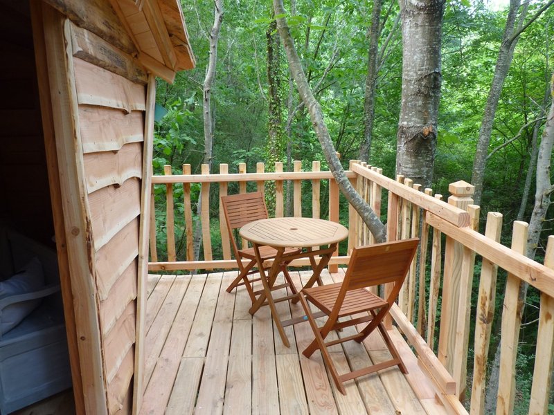 cabane_sur_pilotis_nids_du_bearn_sejour_en_foret_diane_abracadaroom