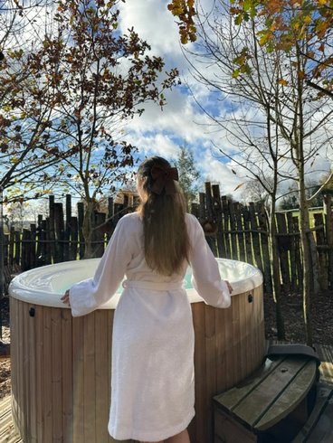 Hébergement AbracadaRoom : La Cabane Indonésienne et son grand bain nordique - Image 4