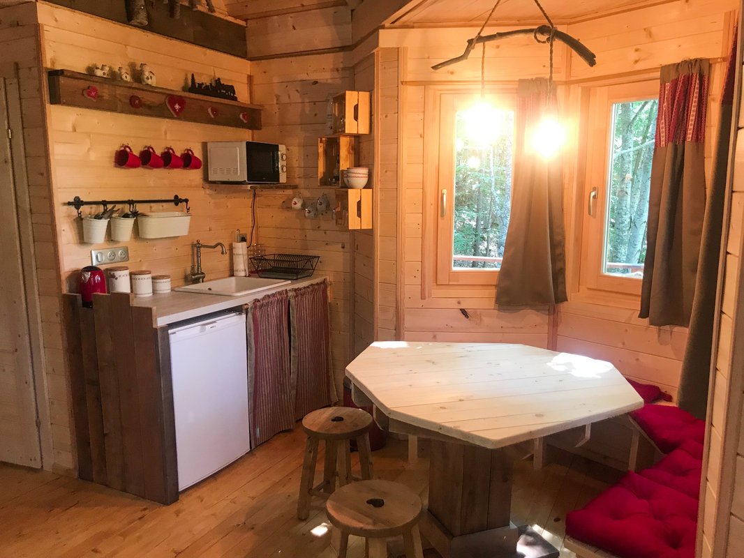 Cabane Spa Les Elfes à Saint Léger Les Mélèzes (6)