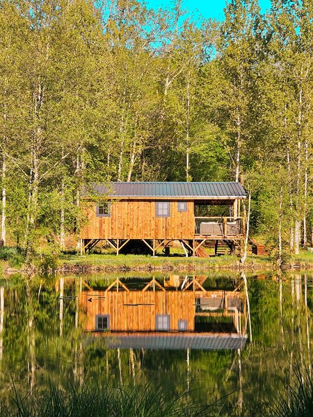 Hébergement AbracadaRoom : Lodge sur pilotis, étang privé, nature et biodiversité à Sarlat - Image 2