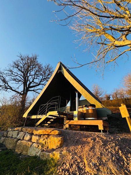 Hébergement AbracadaRoom : Becos : ecolodge de luxe en pleine nature avec vue et bain nordique - Image 1