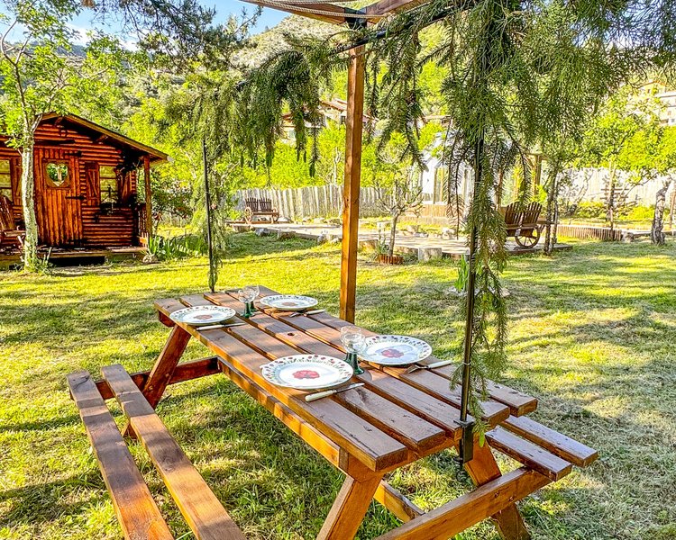 Domaine AbracadaRoom : Chalet en verre sous une pluie d’étoiles - Image 32