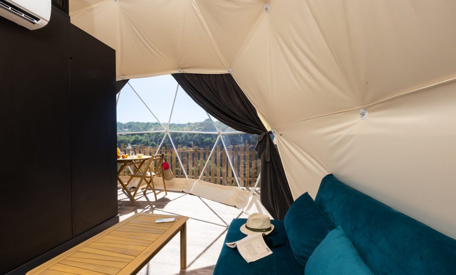 Hébergement AbracadaRoom : Bulle Insolite et SPA Premium Sérénité - Image 8