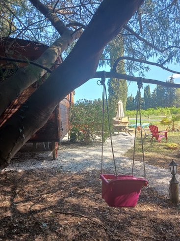 Hébergement AbracadaRoom : La Roulotte Spa bohème - Image 17