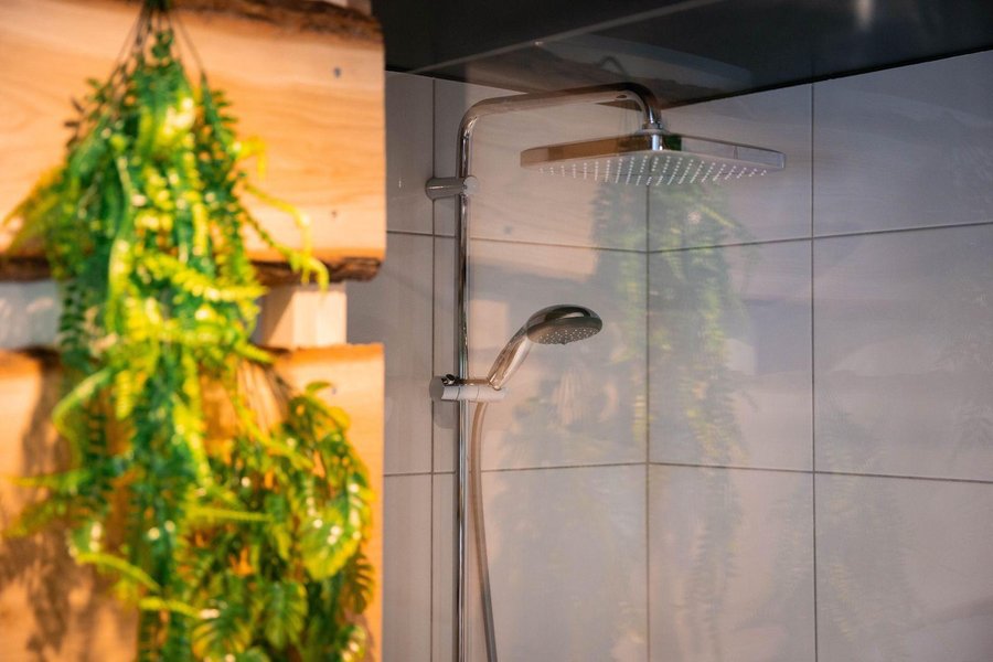 Hébergement AbracadaRoom : L'Oasis Tropicale - Love Room, Jacuzzi - Image 6