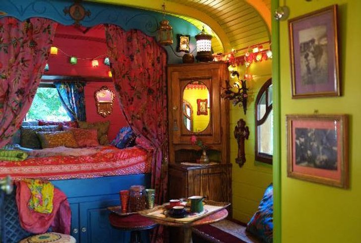 Hébergement AbracadaRoom : La Roulotte de Sandor - Image 4