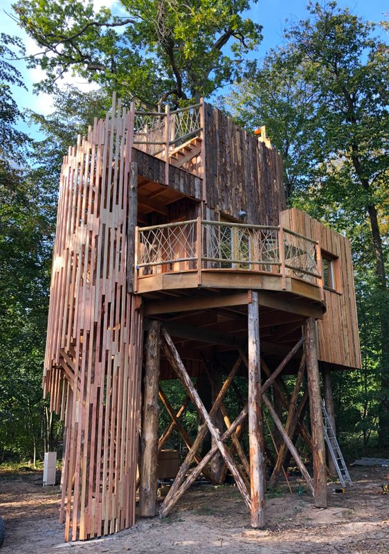 Cabane Spa Plus Mystérieuse à Raray (1)