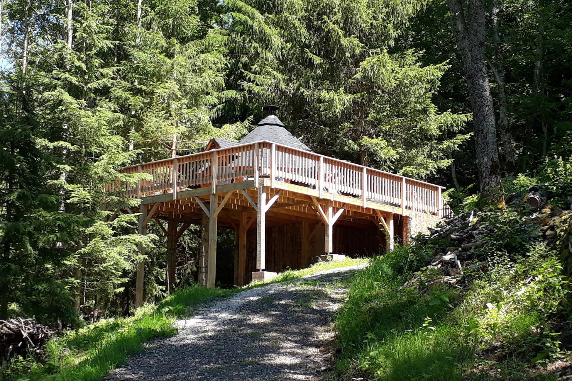Hébergement UnicStay : Cabane & Spa des Trappeurs à Cheylade