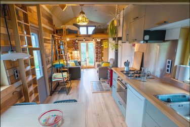 Les Jours Heureux Tiny House à Villers-Le-Gambon (2)