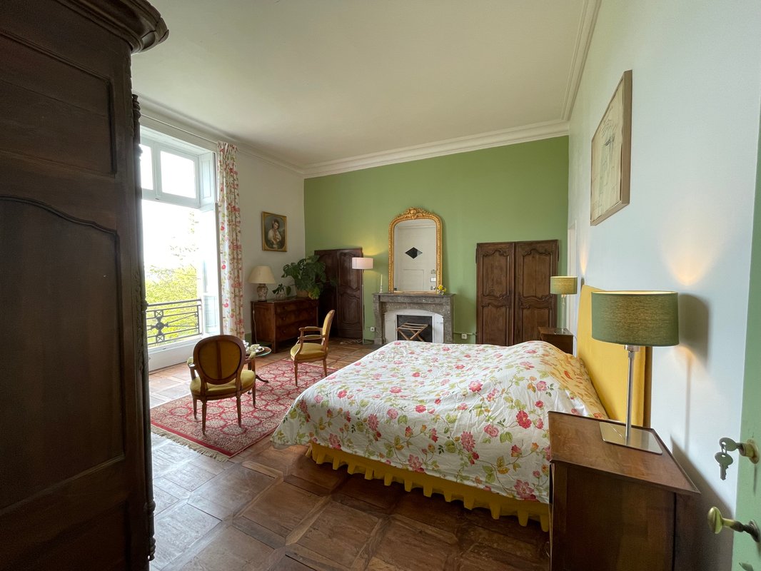 Chambre Douglas à Étang-Sur-Arroux (2)