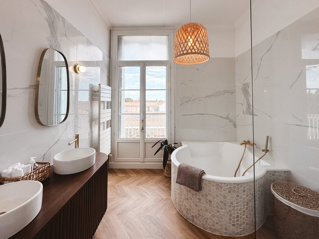 Maison de maître 4* avec piscine & jardin (6 pers.) à Magalas (8)