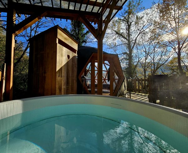 Hébergement AbracadaRoom : Dôme Stonewood sur pilotis & spa - Image 9