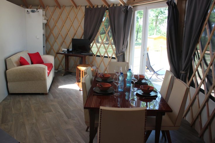 Hébergement AbracadaRoom : Yourte Royale - Image 8