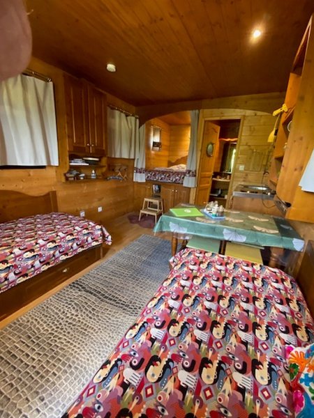 Hébergement AbracadaRoom : Roulotte Odine - Image 4