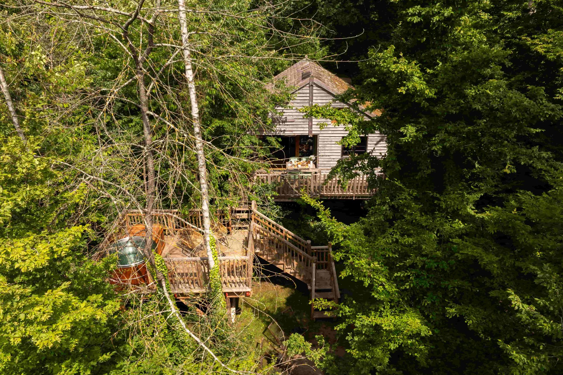 Hébergement UnicStay : Cabanes Familles Spa au Bord de l'Eau à St-Léger-Aux-Bois