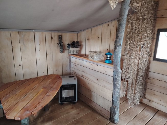 Hébergement AbracadaRoom : Cabane Murmure de Feuilles – Une parenthèse suspendue au cœur de la nature - Image 12
