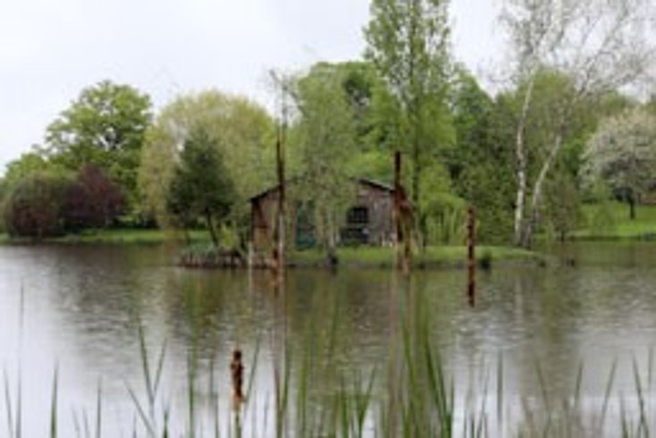 Hébergement AbracadaRoom : Tente safari au bord de l'étang - Image 3