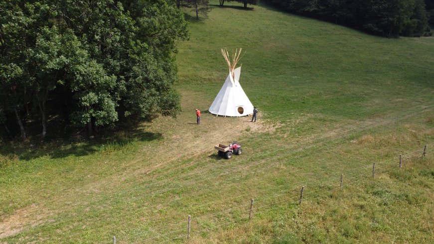 Hébergement AbracadaRoom : Tipi au Woody Ranch, vue sur le Vercors - Image 5