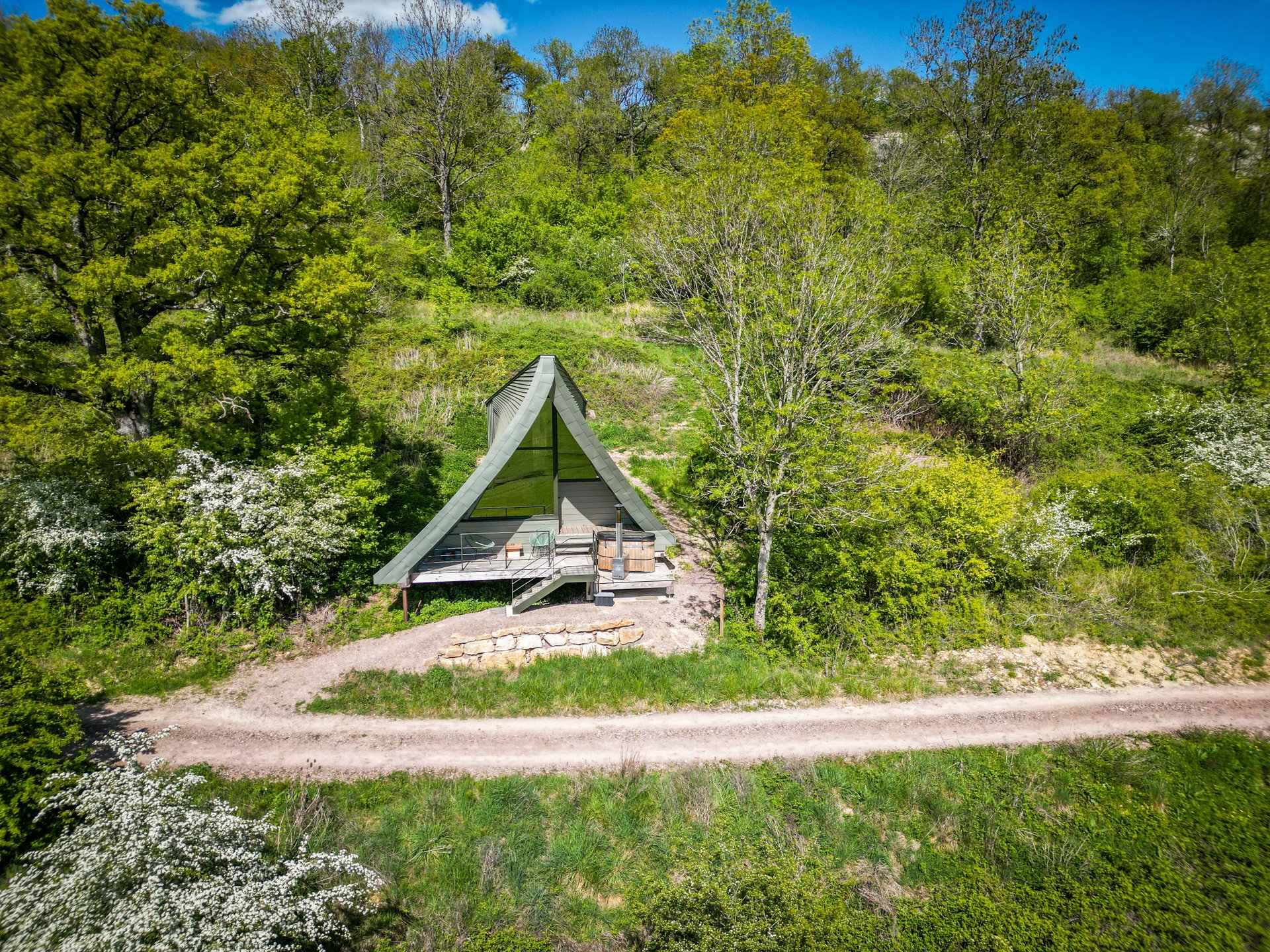 Becos : ecolodge de luxe en pleine nature avec vue et bain nordique