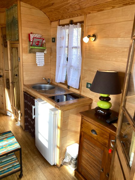 Hébergement AbracadaRoom : La Roulotte de Campras - Image 14