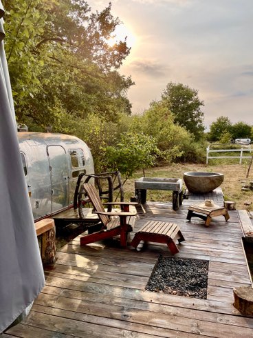 Hébergement AbracadaRoom : Red Barn Airstream - Image 3