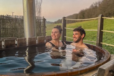 Cabane Mélèze & Spa à Rothonay (2)
