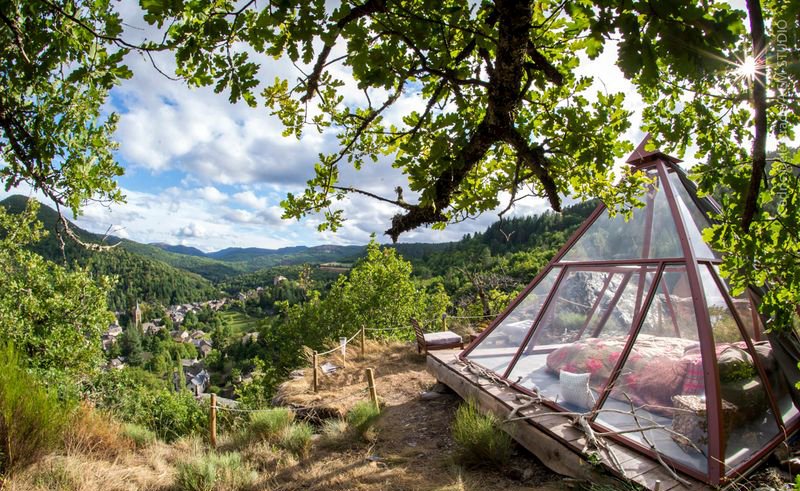 Hébergement AbracadaRoom : La Pyramide de l'Aigle au sommet - Image 2