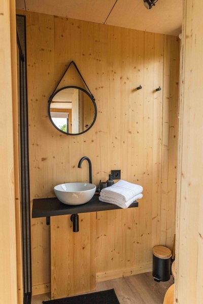 Domaine AbracadaRoom : Parcel Tiny House - dans les vignes de la Vallée du Lot - Image 9