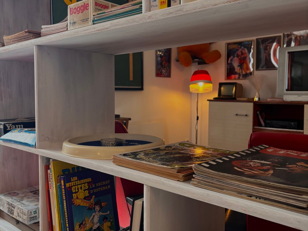 Chambre Vintage Années 80 à Behen (9)