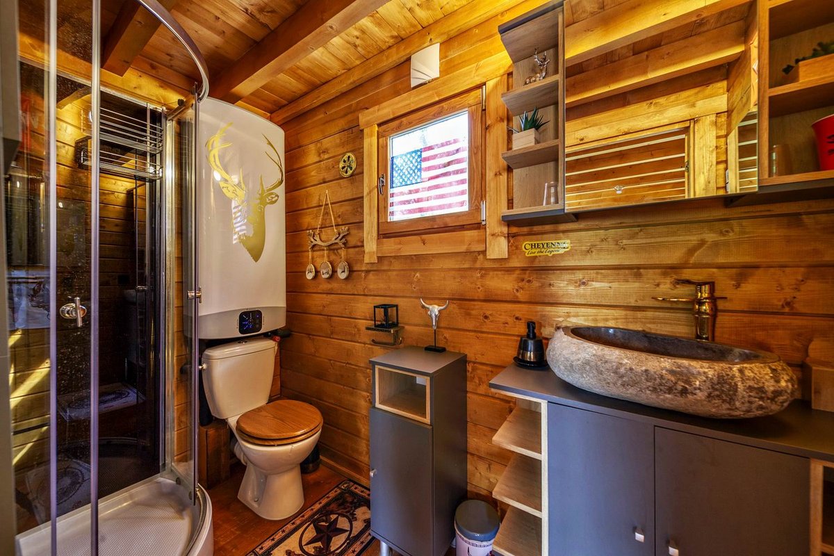 Wyoming Lodge*** - Luxe & SPA -  Vue lac à Novalaise (27)