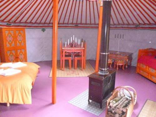 Hébergement AbracadaRoom : La Grande Yourte - Image 5