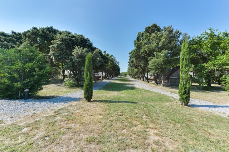 Domaine AbracadaRoom : Lodges en Provence et Spa - Image 2