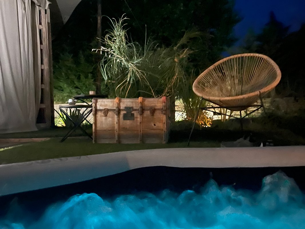 Spirit of Bali - lodge romantique et luxe dans le Verdon à Saint Julien Le Montagnier (11)